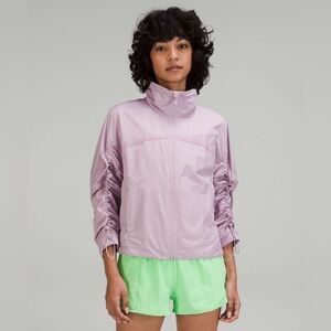 Lululemon Lightweight Cropped Track Jacket in Dusty Rose Size 4